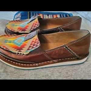 Ariat Cruiser